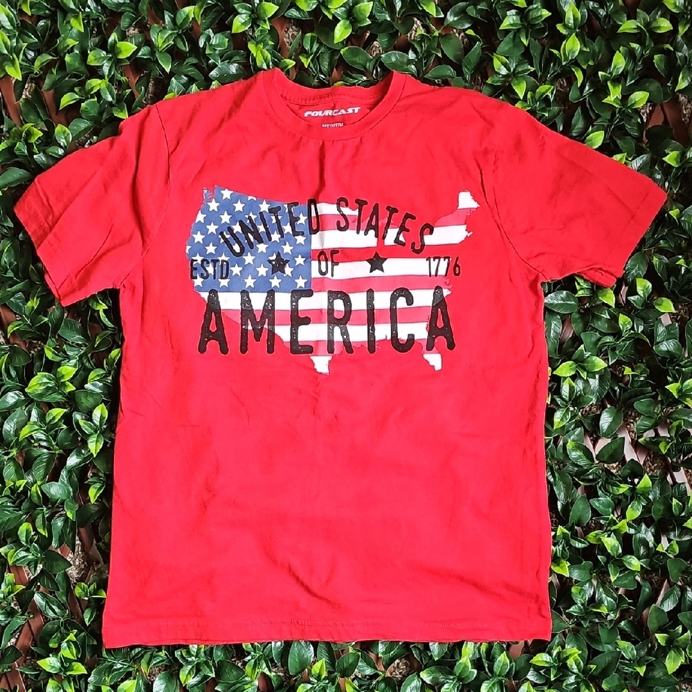 FourCast USA Flag Graphic T-Shirt | Men’s Medium | Patriotic America Tee